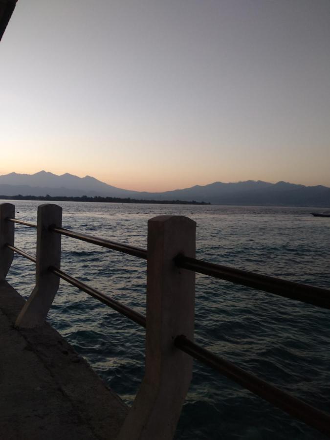 Cnunk Bungalow Gili Meno Dış mekan fotoğraf